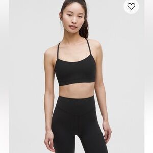 LULULEMON SIZE 6 FLOW Y BRA